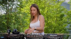 KRISMI  MELODIC TECHNO & PROGRESSIVE HOUSE  KISS.CLUB.MIX LIVE