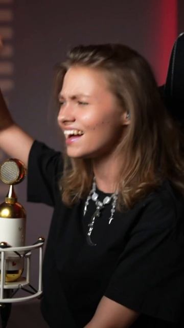 ГОРЫ ПО КОЛЕНО кавер от Саши Квашеной (Макс Корж) смотреть онлайн