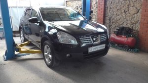 Замена масла в заднем и угловом редукторе на Nissan Qashqai 2,0 4WD Ниссан Кашкай 2008 года