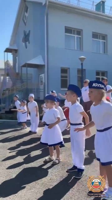 Зарядка со стражем порядка в Тарасовском районе