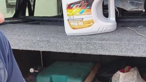 трансмиссия нивы.что залить?