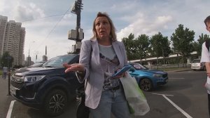 СтопХам-Королева на голубом BMW