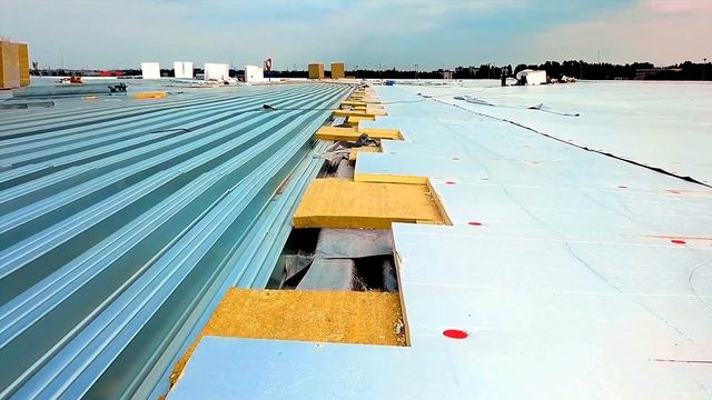 ООО _Мега_ - Кровельные работы - Евро авто Парнас - 35000м2 смотреть онлайн
