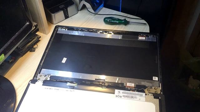 Как заменить матрицу (экран) N156HCA-EA1 смотреть онлайн