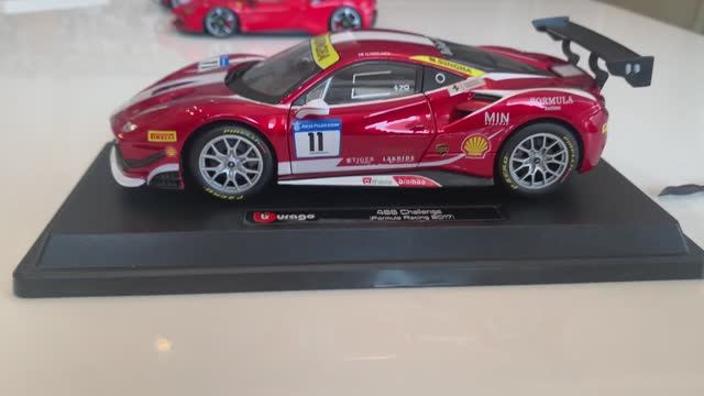 Обзор модели Ferrari 488 Challenge от Bburago смотреть онлайн