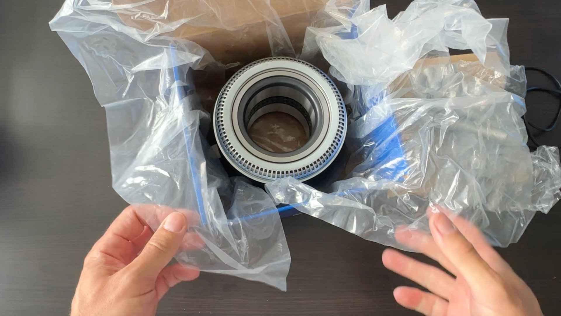 ООО «Автопитер» | Поддельные подшипники SKF из Санкт-Петербурга|Сравнение оригинала с подделкой смотреть онлайн