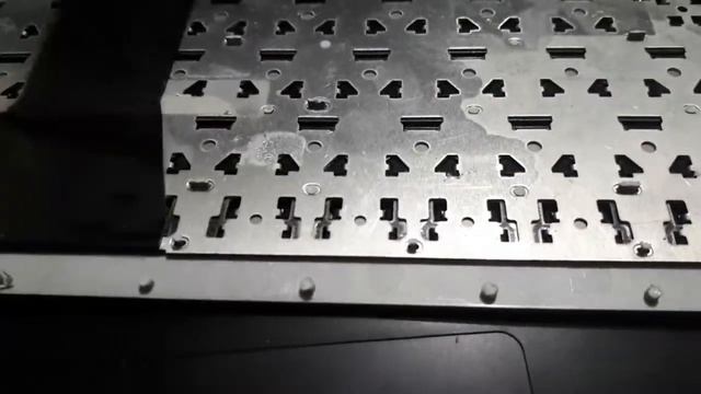 Как заменить клавиатуру для ноутбука Samsung R730 смотреть онлайн