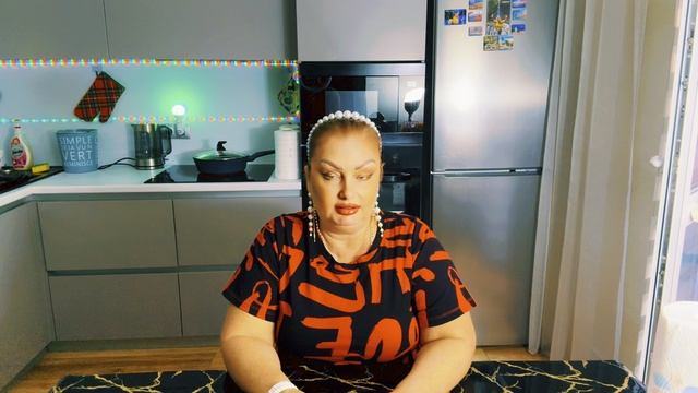 Что происходит в ТГ чате этой Странной Жизни, админы называют Вольдемара "немножечко не здоров" смотреть онлайн