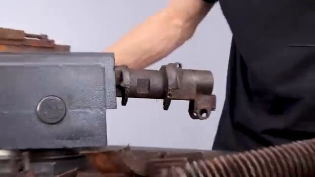 ЛЕГЕНДАРНЫЙ MG34 ВЕРНУЛСЯ К ЖИЗНИ! — РЕСТАВРАЦИЯ СТАРОГО ПУЛЕМЁТА смотреть онлайн