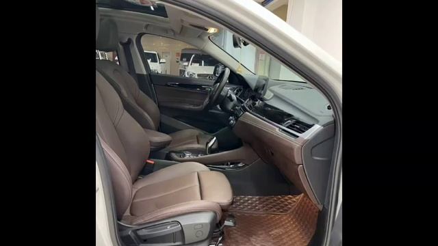 BMW X2 рестайлинг sDrive25i M Внедорожный пакет 2021 года смотреть онлайн