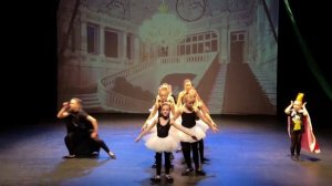Песенка «Такая-сякая, сбежала из дворца» Из бременских музыкантов