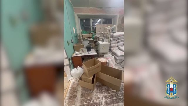 Оперативники РО выявили цех по производству контрафактной никотиносодержащей продукции