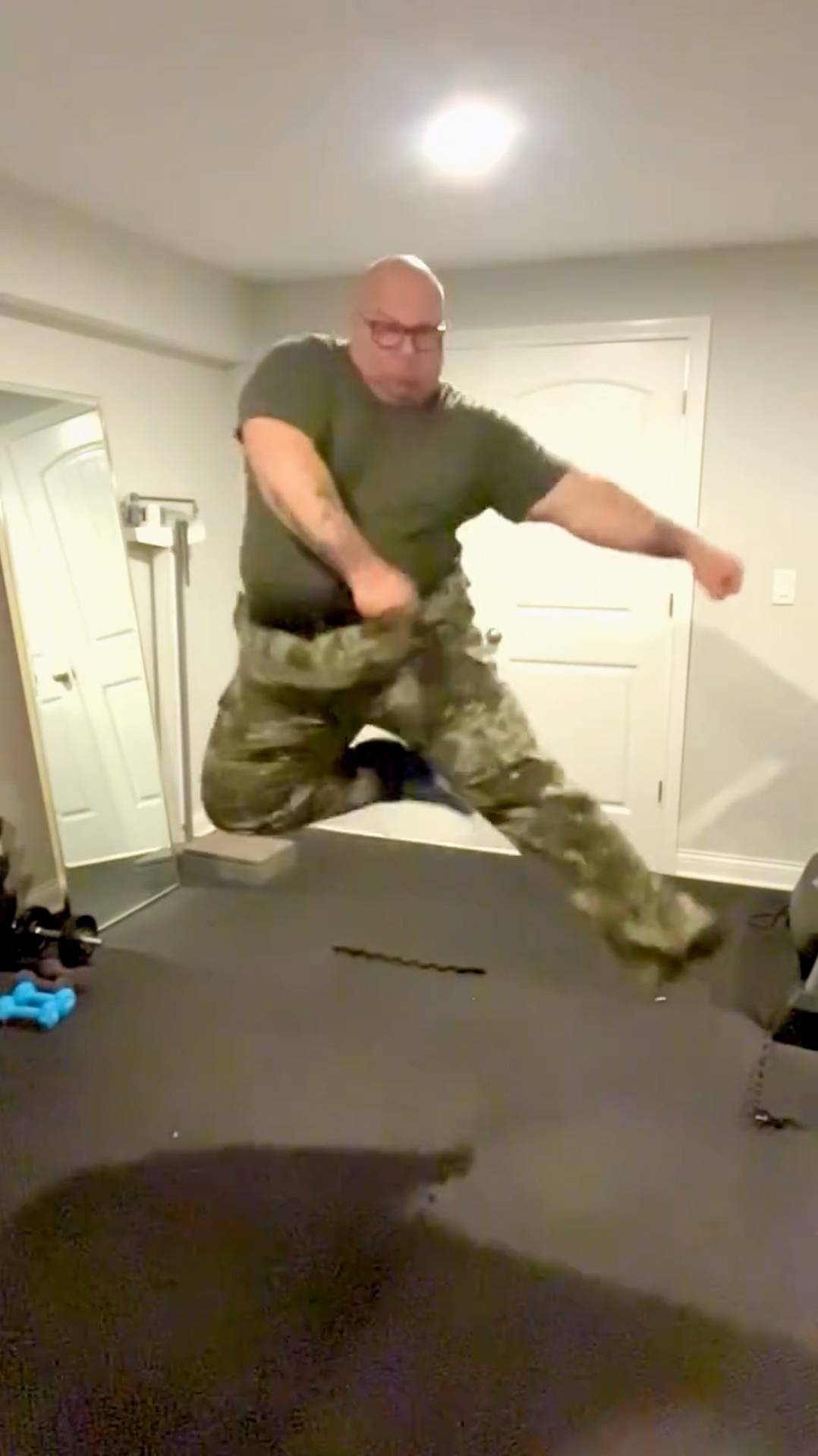 Мастер-класс по Карате | Жан-Клод Ван Дамм в Шоке смотреть онлайн