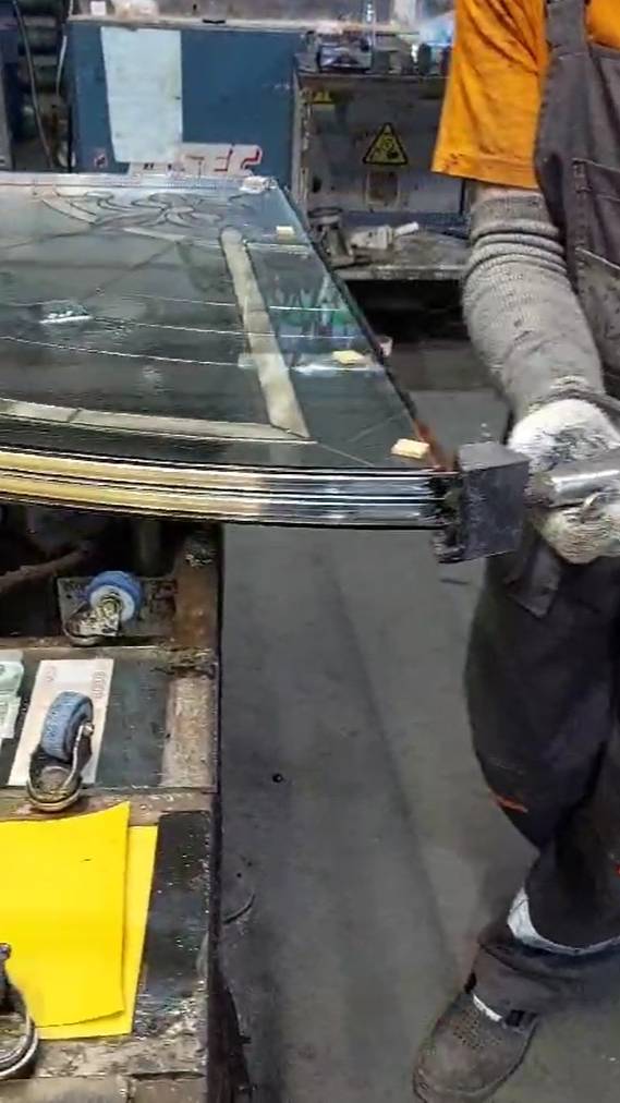 Изготовление стеклопакетов с художественными витражами в технике Реалистик