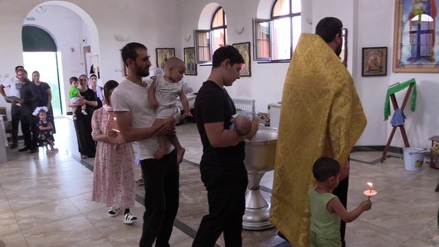 Коля Горло крестит внуков Клип смотреть онлайн