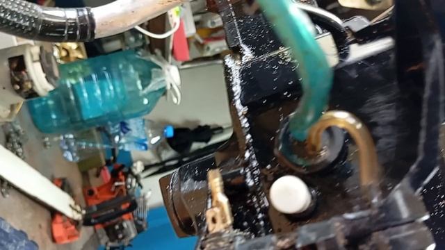 Бензопила КАРВЕР подтекает бензин где то при заправке бензопилы. смотреть онлайн