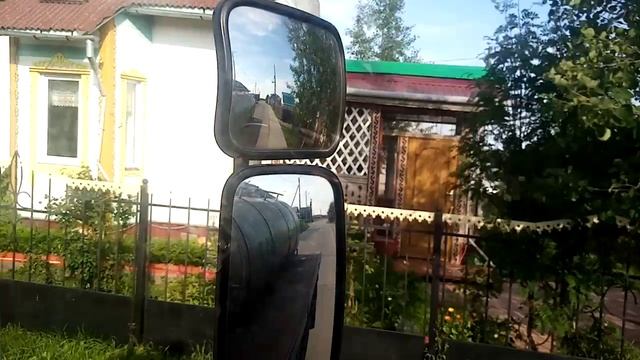 село Тельвиска , едем на летнию дойку . смотреть онлайн