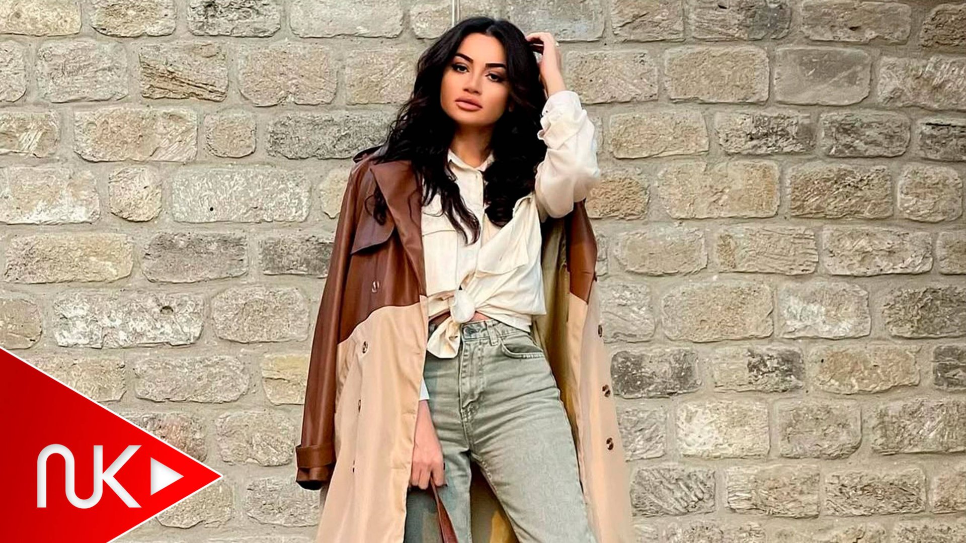 Zeyneb Heseni - Ya Sen Ya Hec Kim смотреть онлайн