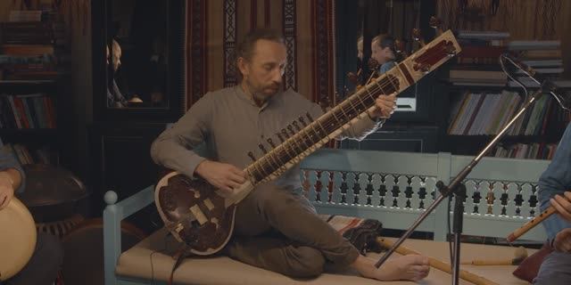 Timeless Vibes - India Moonlight