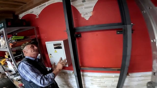 Электрик приехал , но есть вопросы ! Навёл порядок ! ХУТОР В ЛЕСУ №752 смотреть онлайн