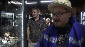 Александр Васильев, историк моды, посетил Музей мировой погребальной культуры