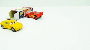 МУЛЬТ ТАЧКИ МОЛНИЯ МАККУИН КРУТЫЕ ЛЕТАЮЩИЕ МАШИНКИ РАЗВИВАЮЩИЕ МУЛЬТИКИ ДЛЯ МАЛЬЧИКОВ