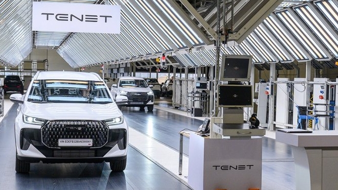 Серийное производство кроссовера TENET T7 2026 запустили на заводе в Калуге смотреть онлайн