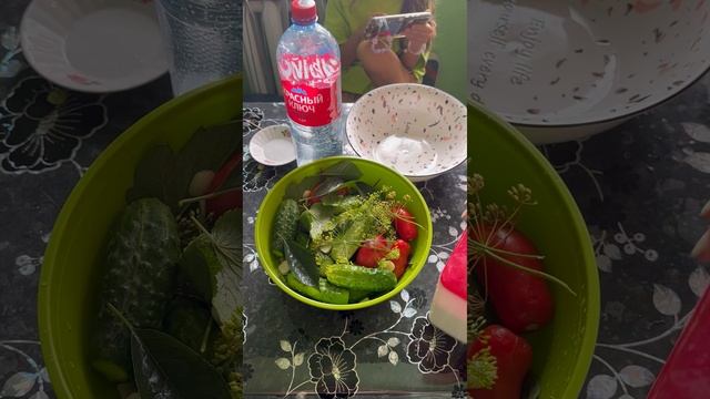 Малосольные огурцы. смотреть онлайн