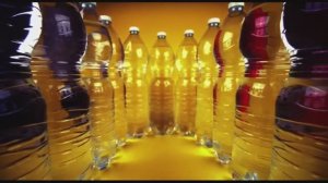 Как делают пластиковые бутылки _ how plastic bottles are made