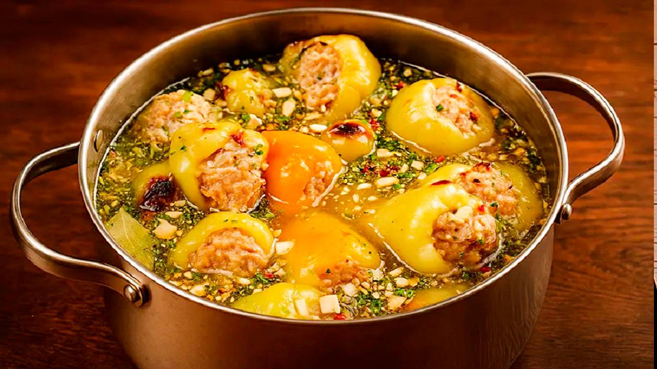Как я изменила рецепт и теперь готовлю только так! Фаршированный перец смотреть онлайн