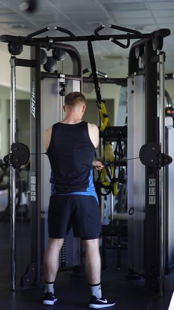 Задняя дельта