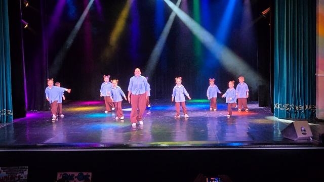 DDS юные танцоры