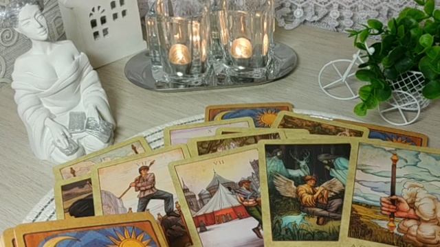 ЧТО С НИМ НЕ ТАК? гадание таро смотреть онлайн