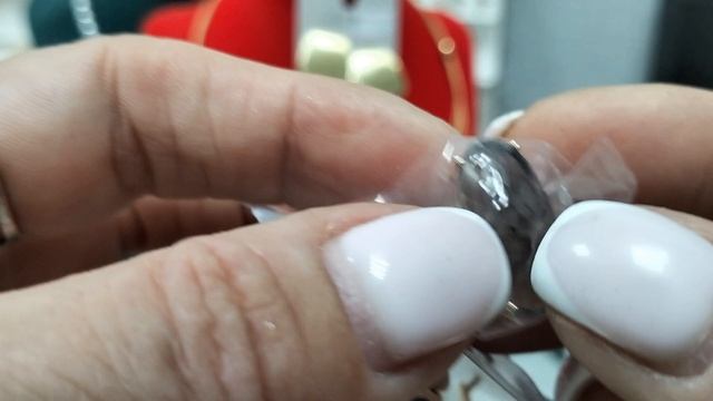 Блестящие идеи! Как выбрать идеальные серьги и комплект бижутерии Заказ на ватсап +79083191849 смотреть онлайн