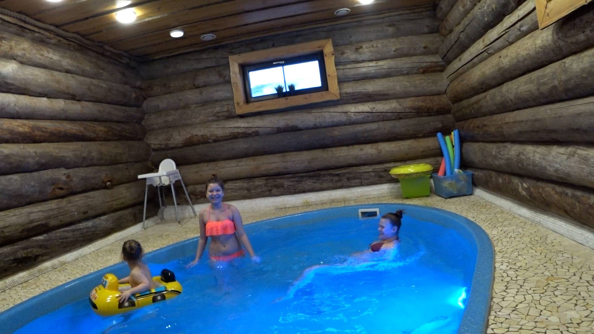 День рождения Есении в ЭКО бане с бассейном