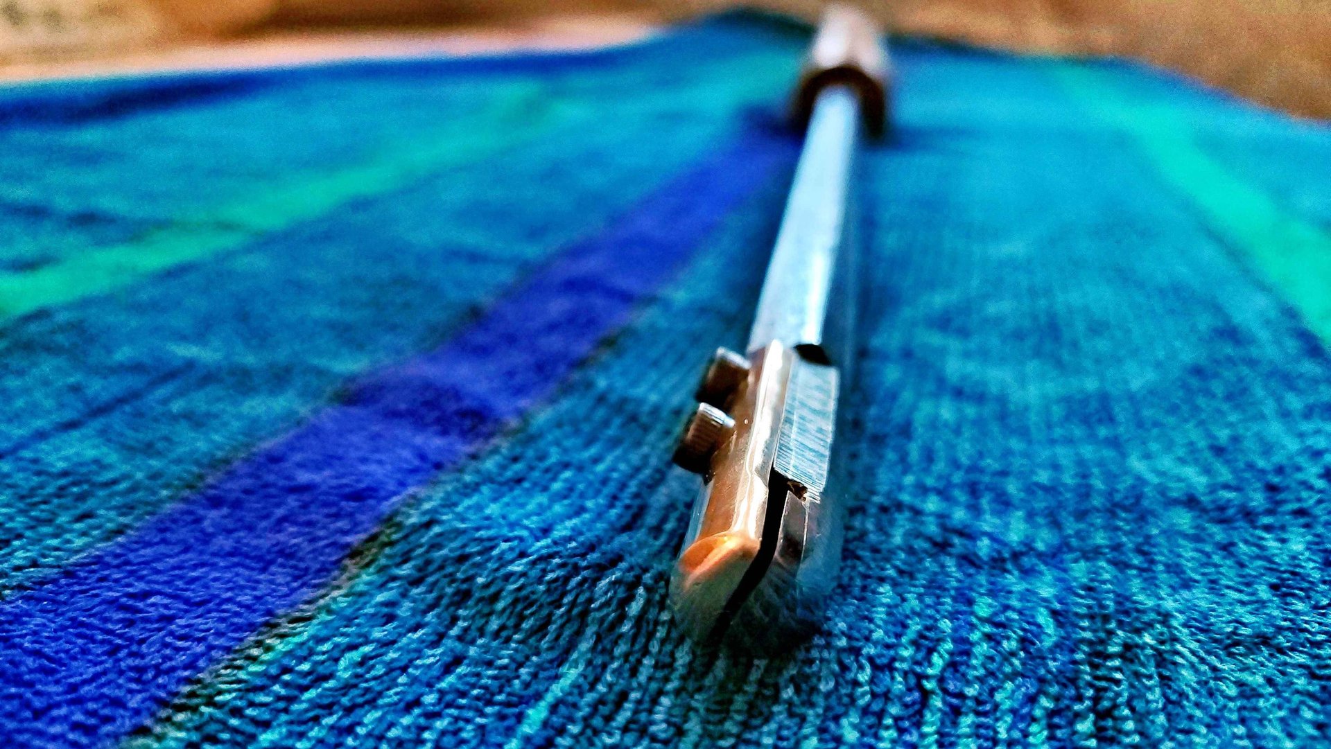 Простое и безопасное точение чаш, тарелок и прочего резцами новой конструкции. смотреть онлайн