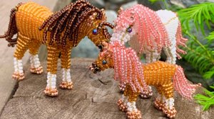 Лошади из бисера / единороги из бисера / как сделать лошадь из бисера / обзор бисерных фигурок /
