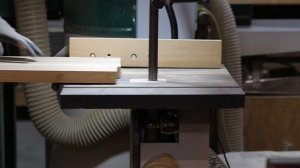 Столярная работа: Стол в римском стиле