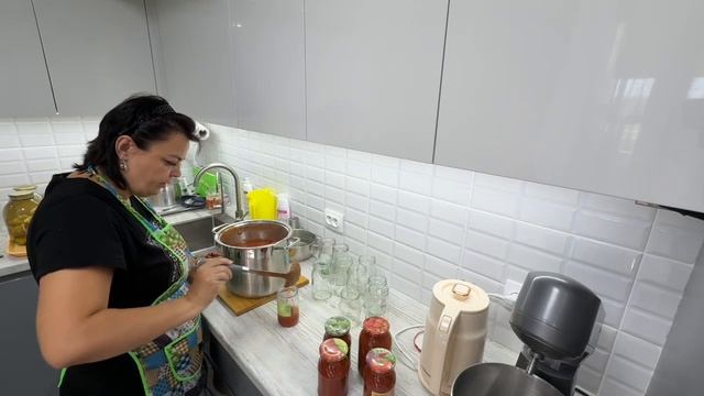 День НА КУХНЕ__Сделала «СВОЙ»ЛЕГЕНДАРНЫЙ КЕТЧУП__компот ИЗ ГРУШ__что на УЖИН смотреть онлайн