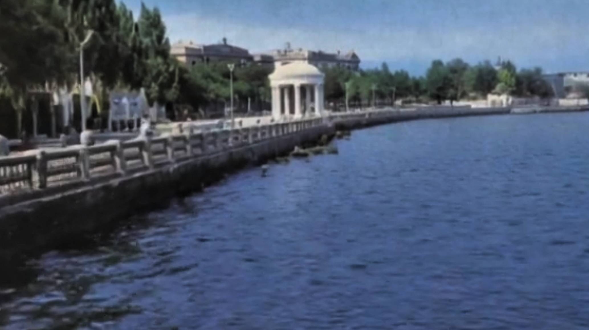 Ожившие фото советской Керчи. смотреть онлайн