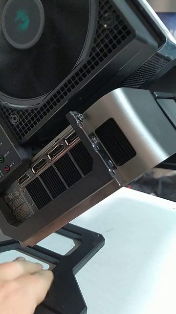 Monster Studio A45. Компьютер в необычном корпусе A45 OPEN AIR ITX SFF. Нагрев RTX 4080 Founders Edi смотреть онлайн