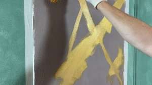 Декоративная штукатурка карта мира с золотыми жилами
