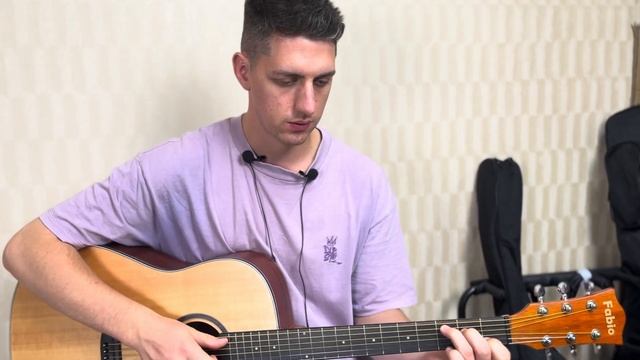 Реально ЛУЧШАЯ гитара из МАССИВА до 10 000 рублей?! Обзор Fabio FXL 401 в сравнении с Fabio FXL 411 смотреть онлайн