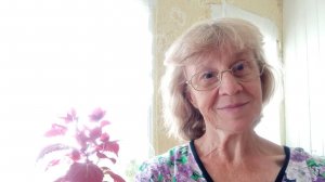 РАБОТАЮ НА ГРЯДКАХ.