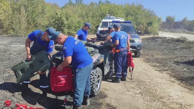Ликвидация ландшафтного пожара в с. Скалистое Бахчисарайского района. 12.08.2025 смотреть онлайн