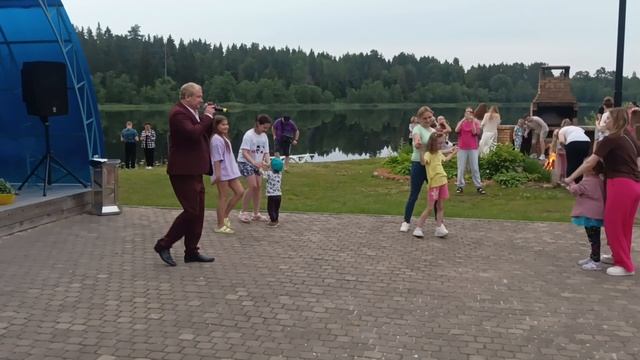 Валдай. База отдыха"Голубой факел".Праздник Ивана Купалы в самом разгаре смотреть онлайн