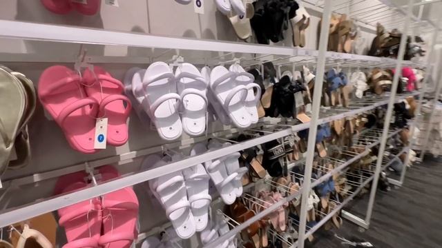 США ЦЕНЫ НА ОДЕЖДУ В МАГАЗИНЕ ТАРГЕТ смотреть онлайн