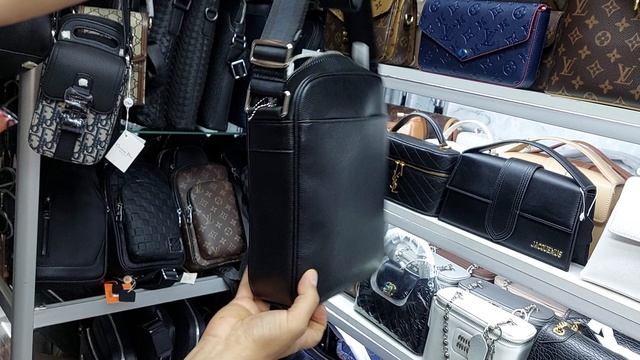 СТИЛЬНЫЕ И МОДНЫЕ СУМКИ БОЛЕЕ 5000 ТЫСЯЧ МОДЕЛЕЙ НОВИНКИ 2025 Г МОСКВА смотреть онлайн