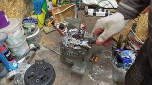 замена диодного моста и щёток на генераторе денсо форд фокус с- макс.mp4