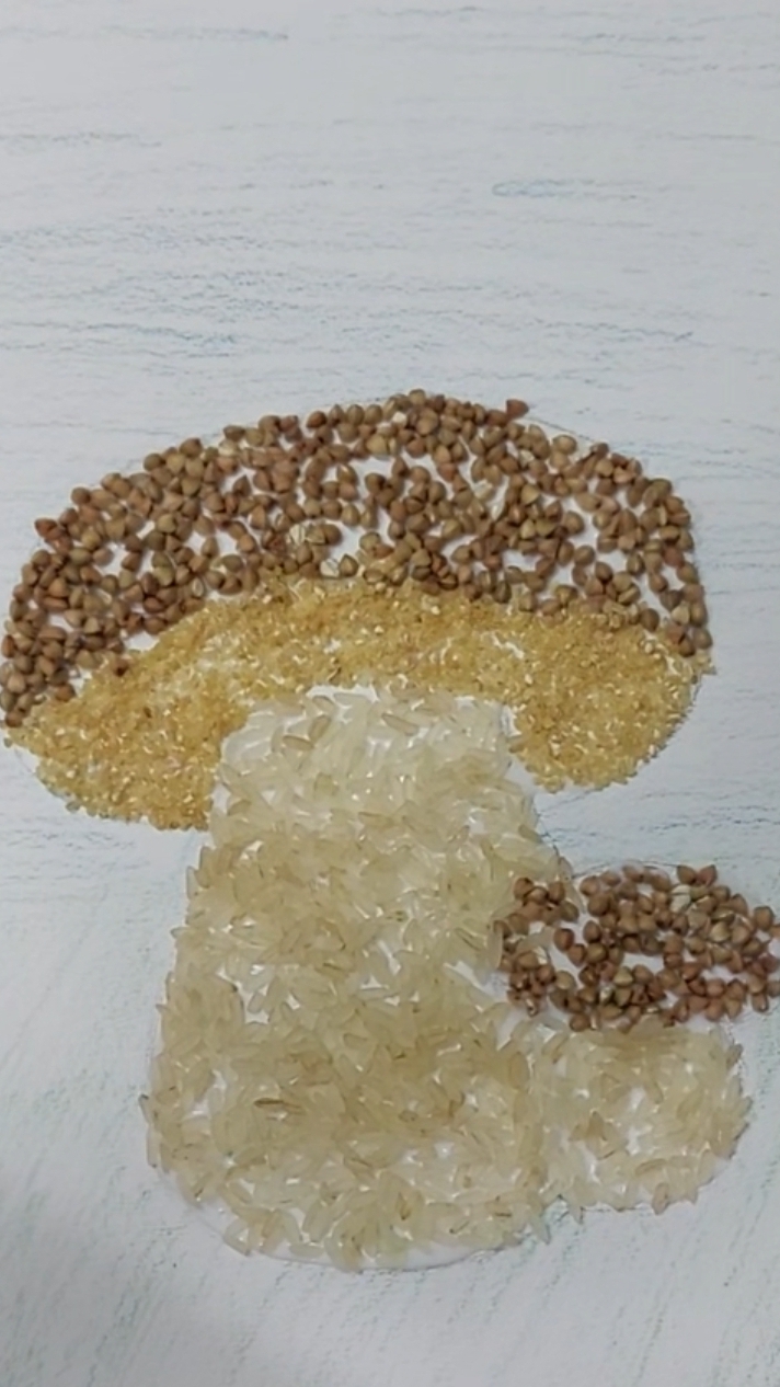 Аппликация из круп